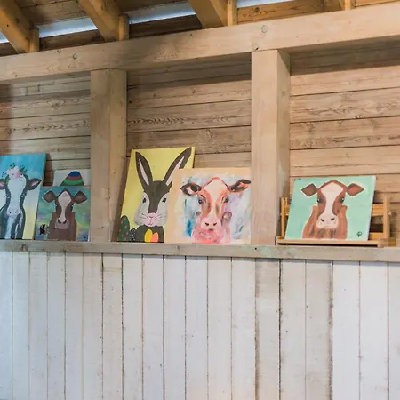 Hof Koehne - Haus Am Spielplatz - Schweinchen Апартаменты