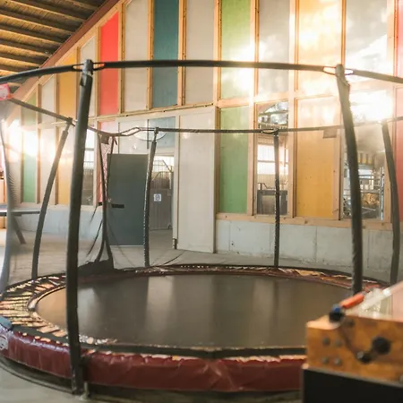 Апартаменты Hof Koehne - Haus Am Spielplatz - Schweinchen Шмалленберг