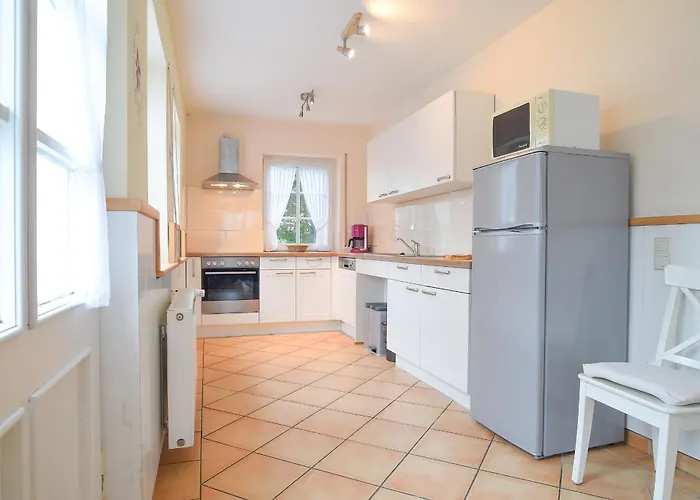 Hof Koehne - Haus Am Spielplatz - Schweinchen * Schmallenberg